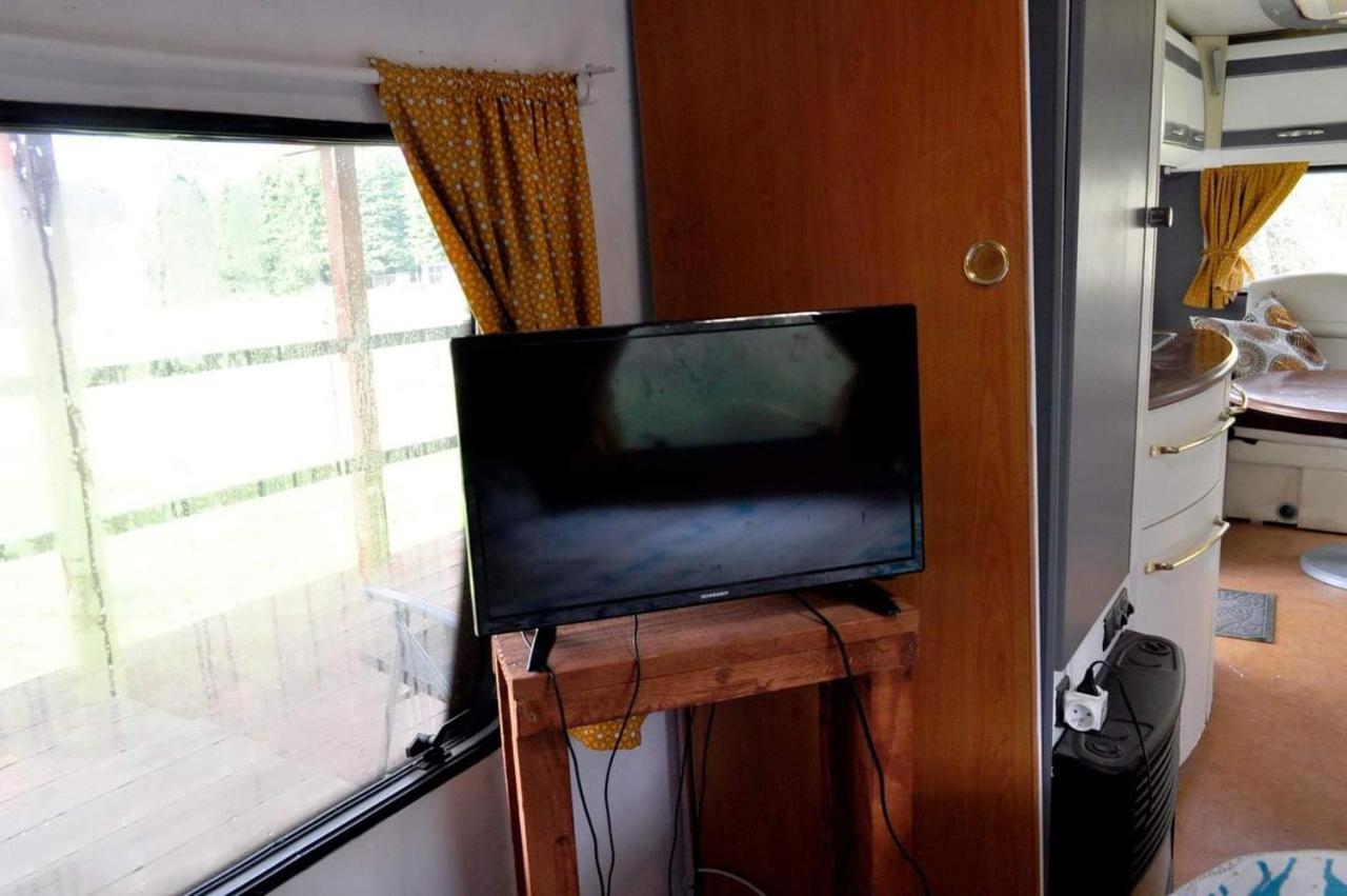 Guillerin Caravan And Glamping Sornac Eksteriør billede