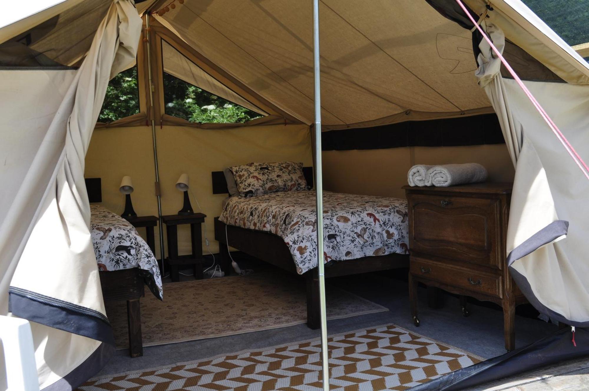 Guillerin Caravan And Glamping Sornac Eksteriør billede