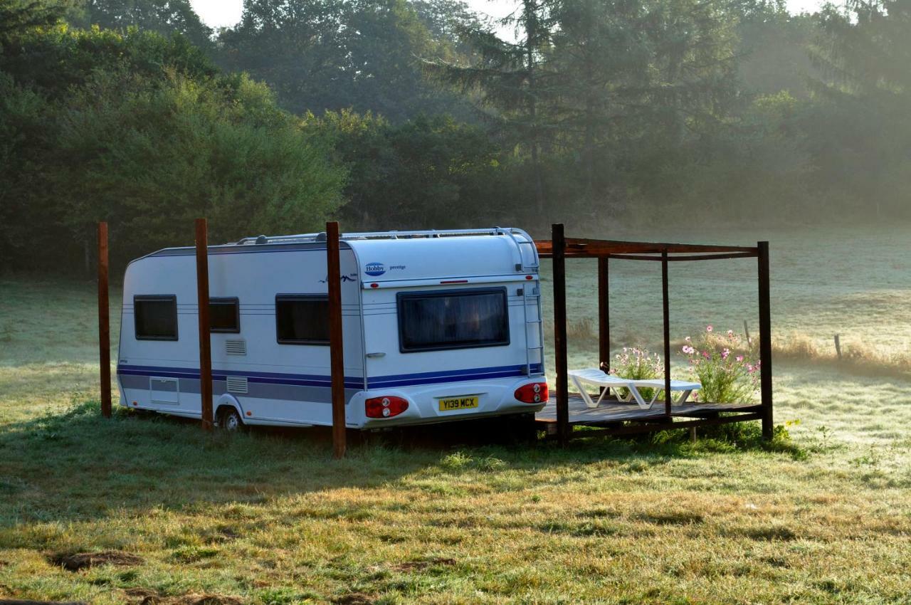 Guillerin Caravan And Glamping Sornac Eksteriør billede